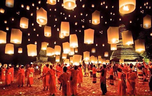 Gorgeous sky lighted by lanterns