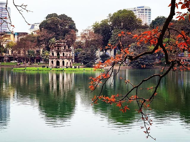 Hoan Kiem Lake