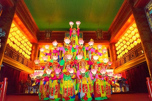 Hue Royal Court Music Performance at Duyet Thi Duong Theater