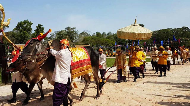 Royal-Ploughing-Ceremony