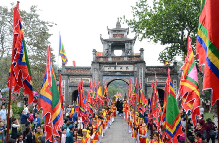 Co Loa Festival