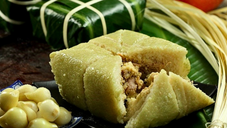 Must-Try Festival Foods & Local Delicacies