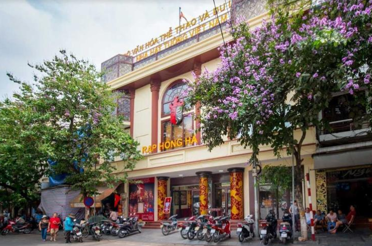 Authentic Tuong Performance in Vietnam