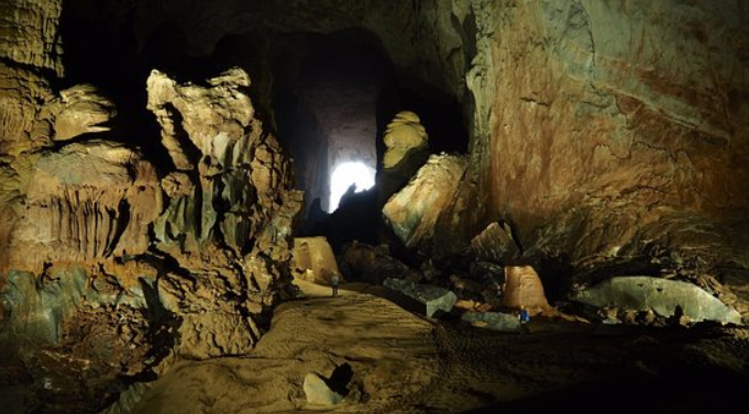 Iconic Spots Inside Son Doong for Breathtaking Shots