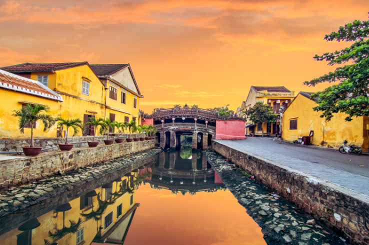 Hoi An Ancient Town - A UNESCO Heritage Site Just 30 Minutes Away
