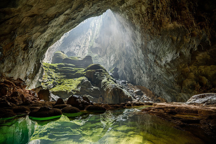 Entering Son Doong Cave
