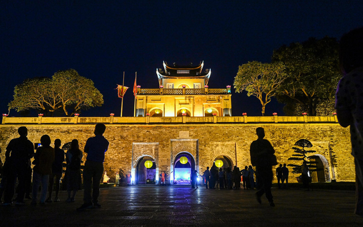 Relics from the Ly, Tran, and Le dynasties