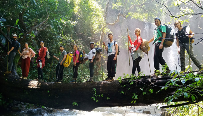 Rainy Season Pros: Fewer Crowds, Budget-Friendly Travel, and Stunning Greenery