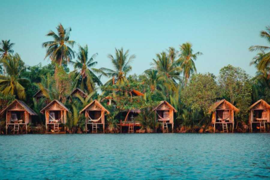 Bakor Guesthouses
