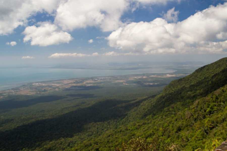 Bakor Hiking