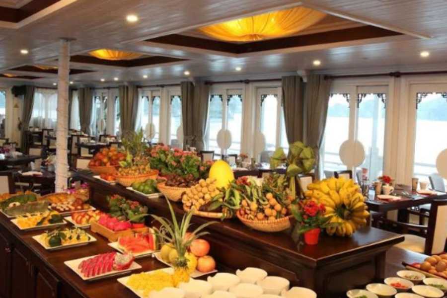 Ha Long Bay Cruise Meals