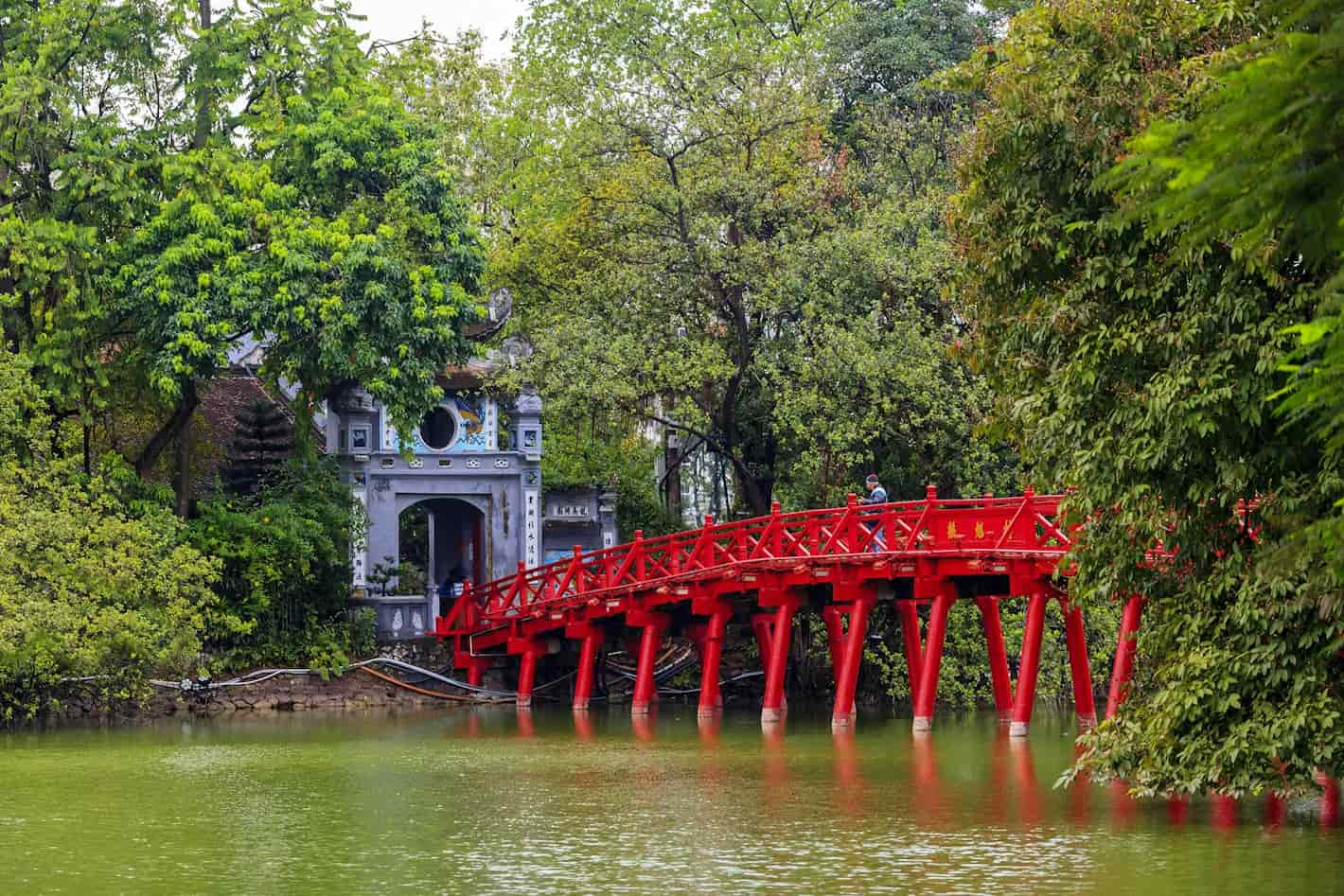 Ngoc Son Temple