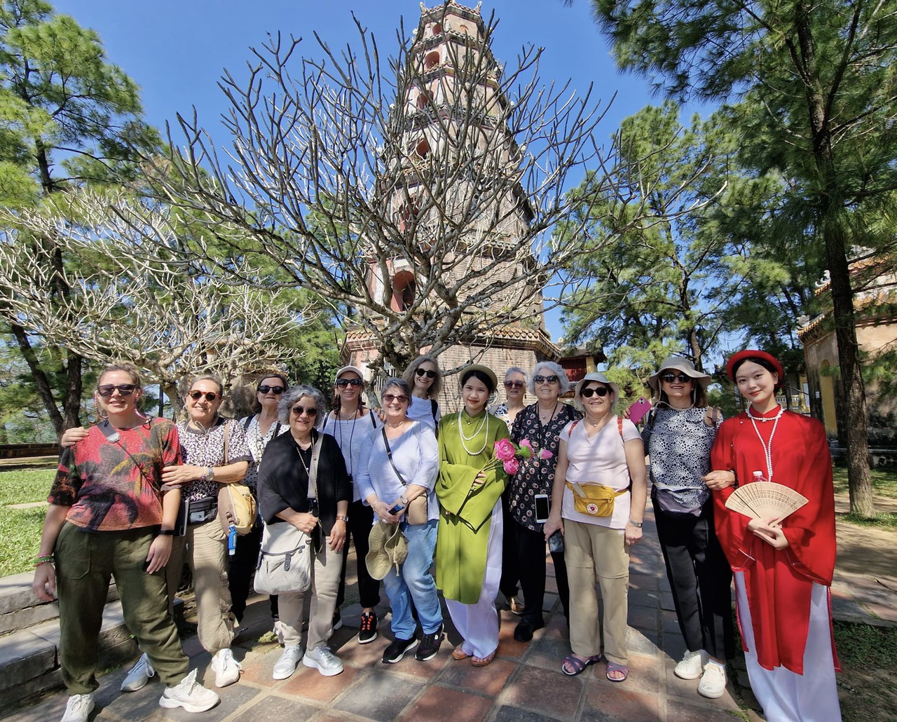 Hue tours