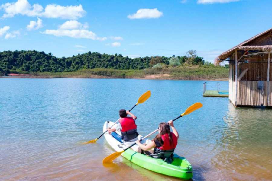 Kayaking at Nam Ngum Dam