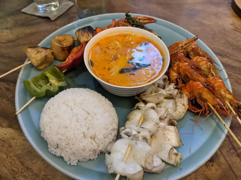 Enjoy Cambodian Cuisine with Fresh Seafood