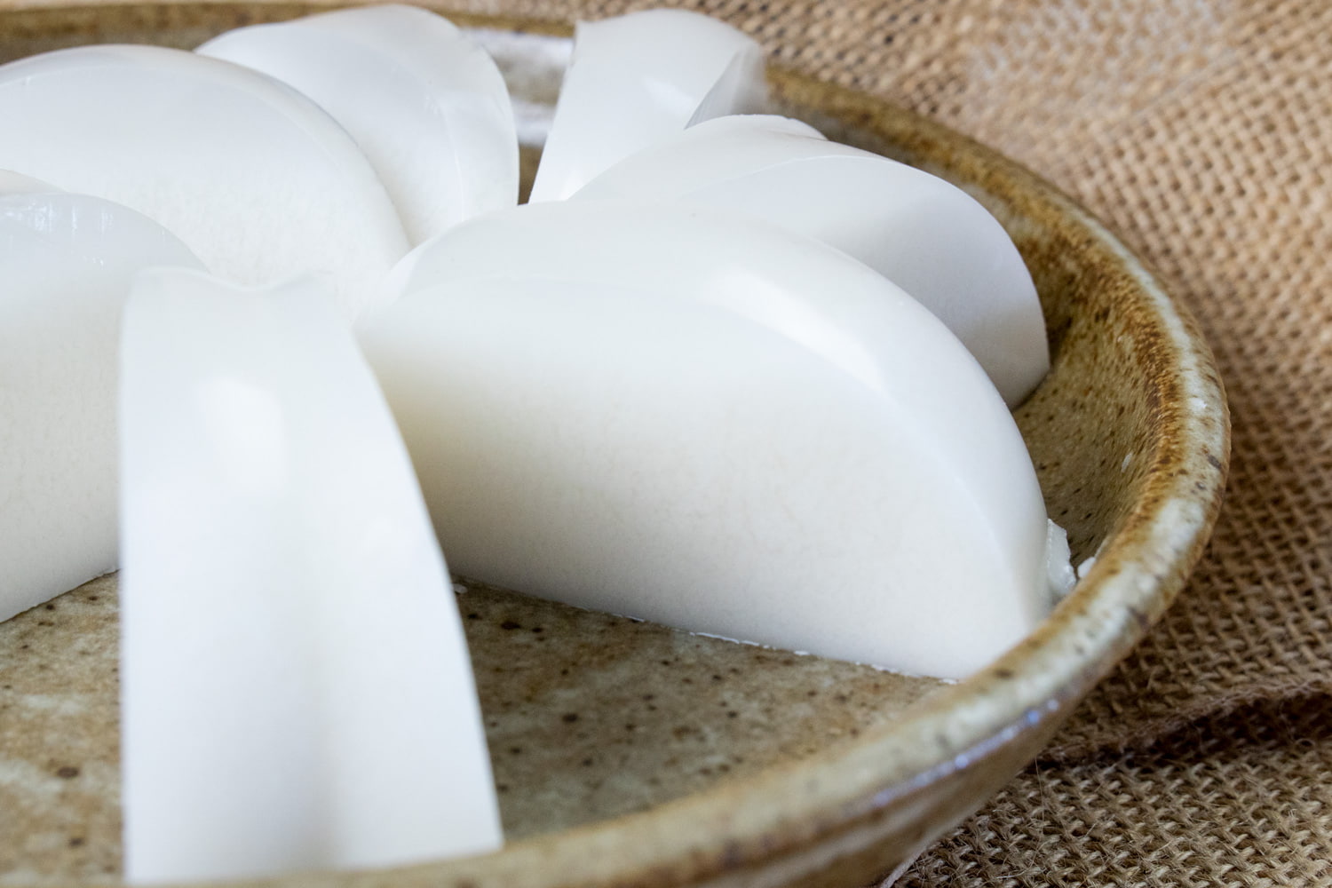 Myanmar’s Traditional Sweets – Jaggery and Coconut-based Desserts