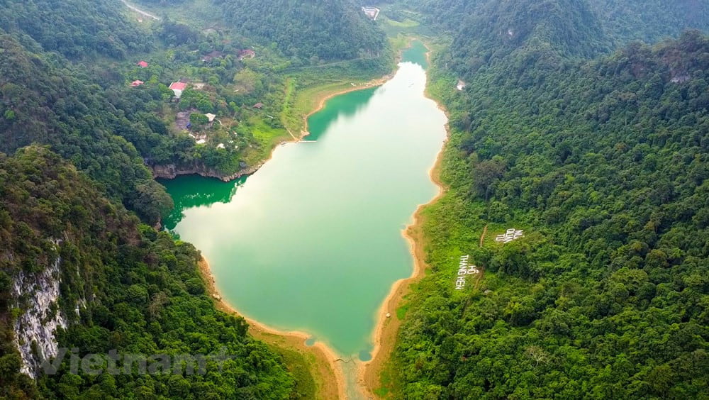non nuoc cao bang