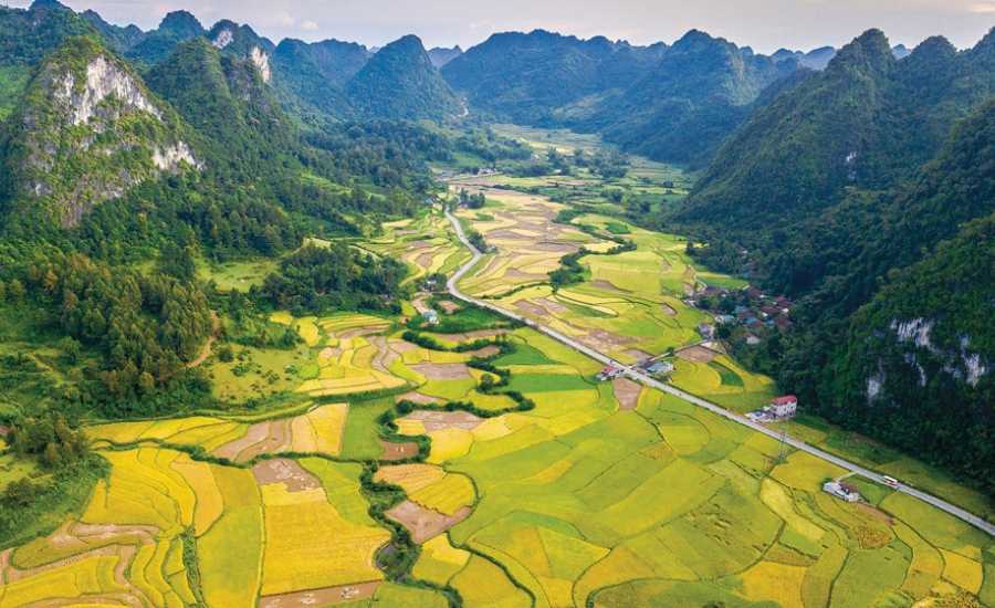 Non Nuoc Cao Bang