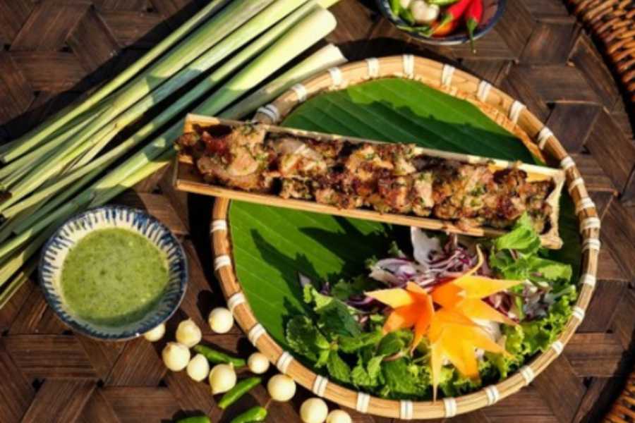 Pork-cooked-in-bamboo-tube