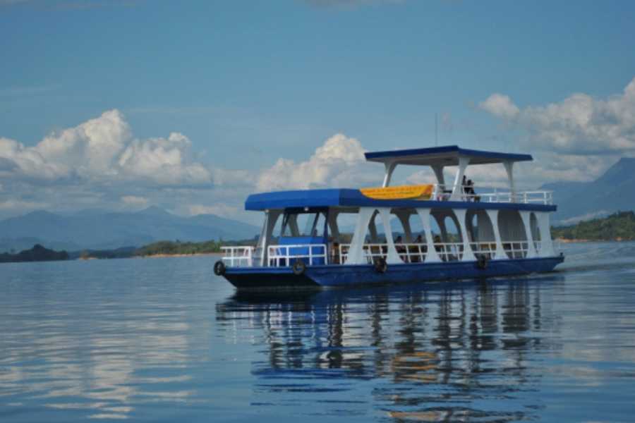 Scenic Boat Cruise on Nam Ngum Lake