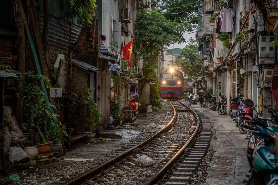 Train-treet-Hanoi-Vietnam