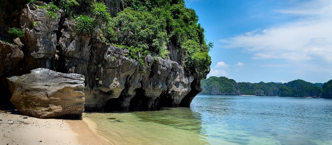 best way to travel vietnam and cambodia