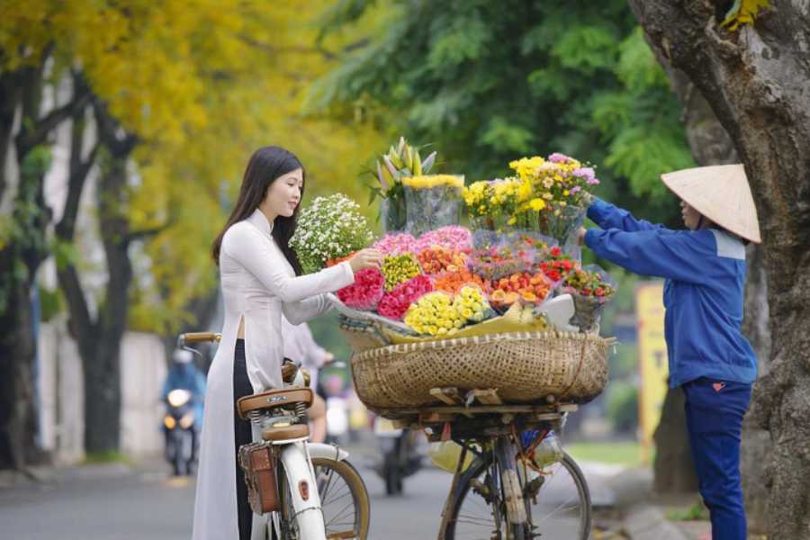 enjoy hanoi autumn
