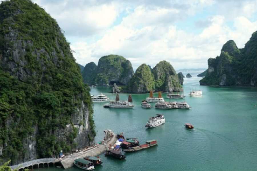 Ha Long Bay