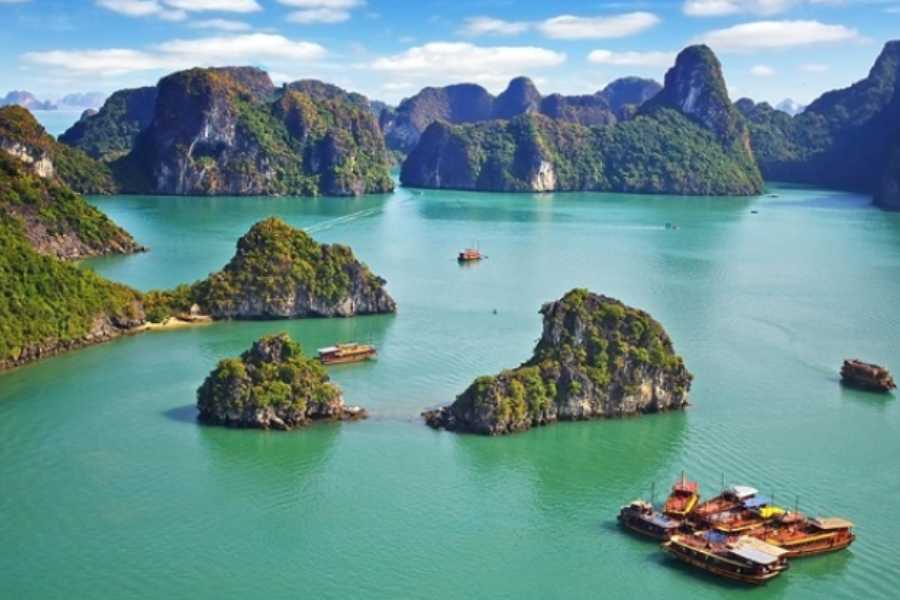 halong bay vietnam