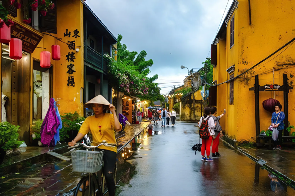 Hoian rain season