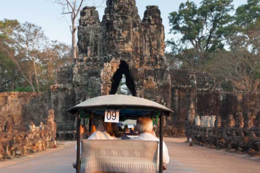 Temple-Hopping by Tuk-Tuk or E-Bike