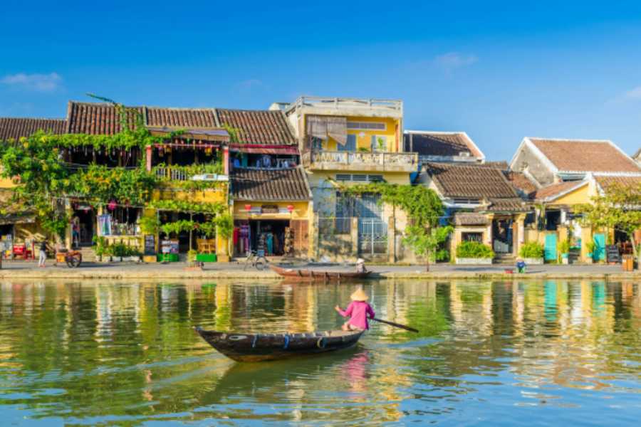 where is hoi an